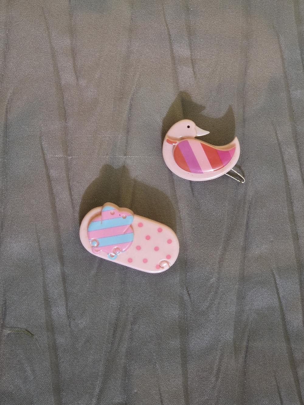 1976 Girls Barrettes